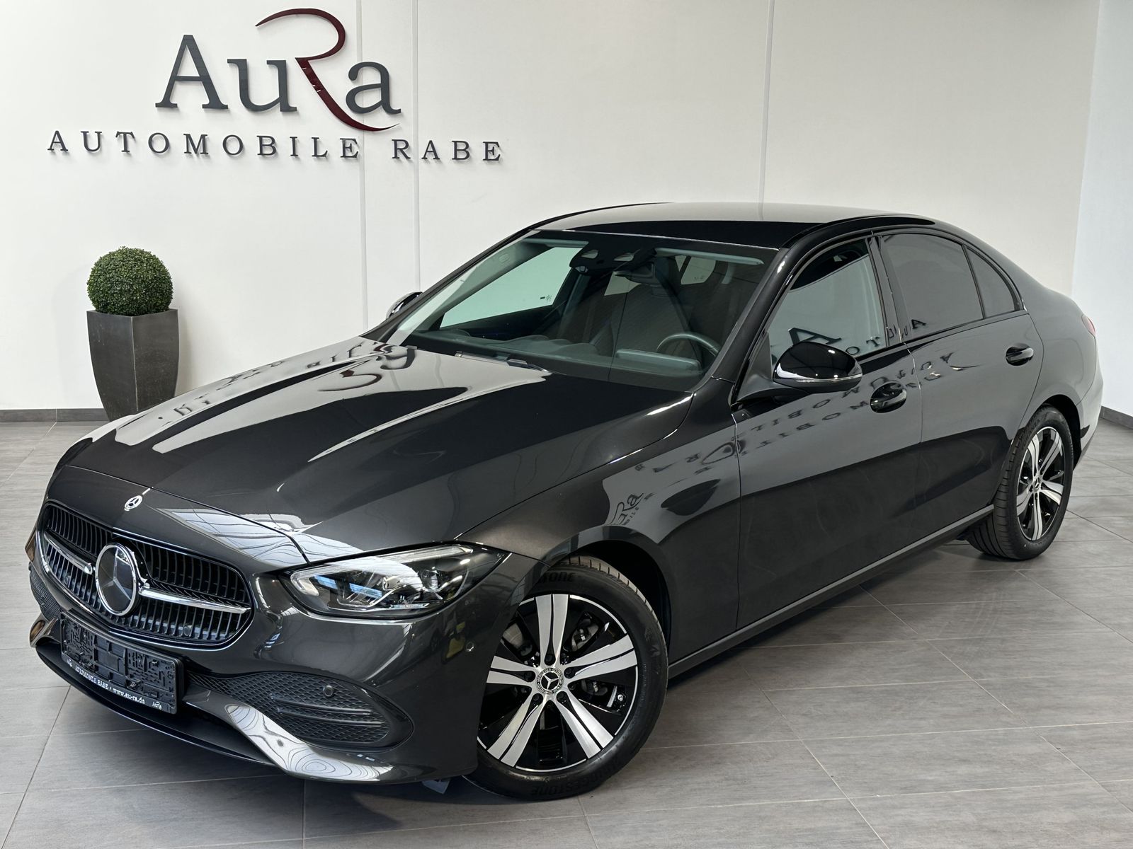 Fahrzeugabbildung Mercedes-Benz C 220d Avantgarde Advanced NAV+LED+ACC+VCOCK+KAM