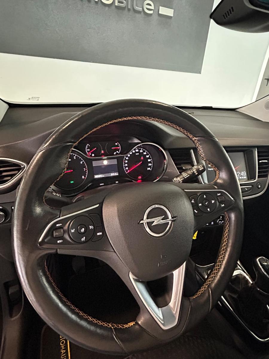 Opel Crossland (X)