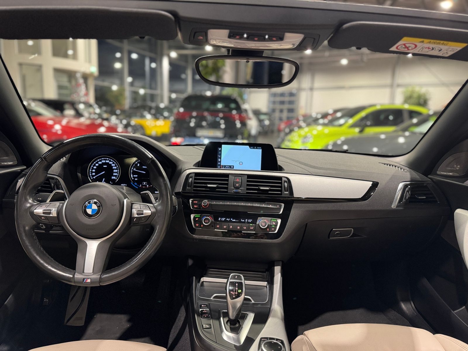 Fahrzeugabbildung BMW 230i Cabrio M Sport LED NAVI ALU