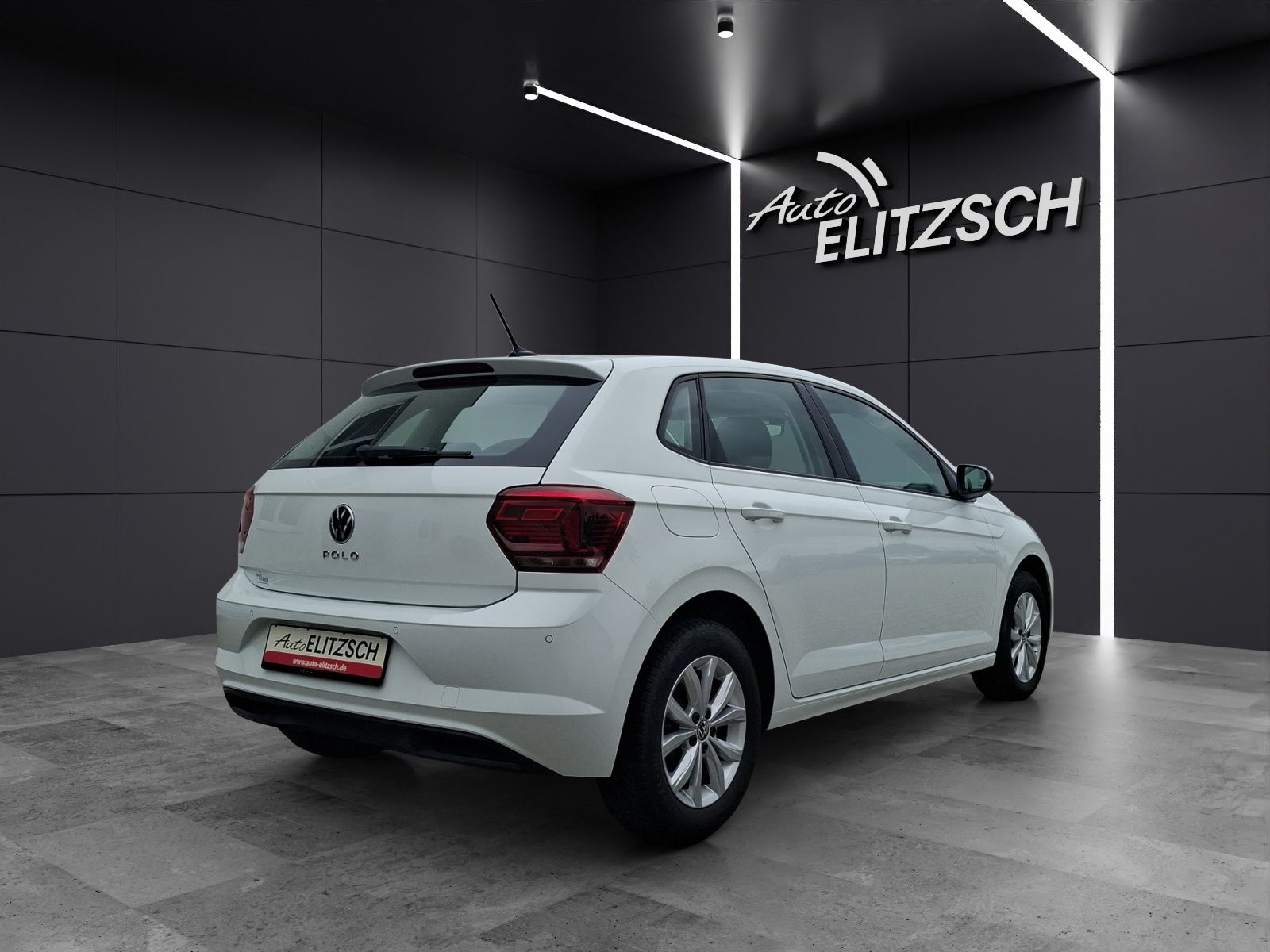 Fahrzeugabbildung Volkswagen Polo TSI Highline Navi Climatronic ACC PDC SH LM