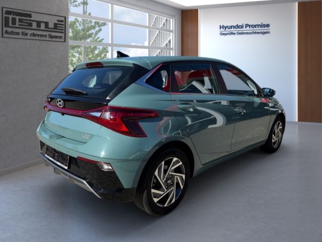 Fahrzeugabbildung Hyundai i20 Advanced 1.0 T-GDI +CARPLAY+TEMPOMAT+SHZ+RFK