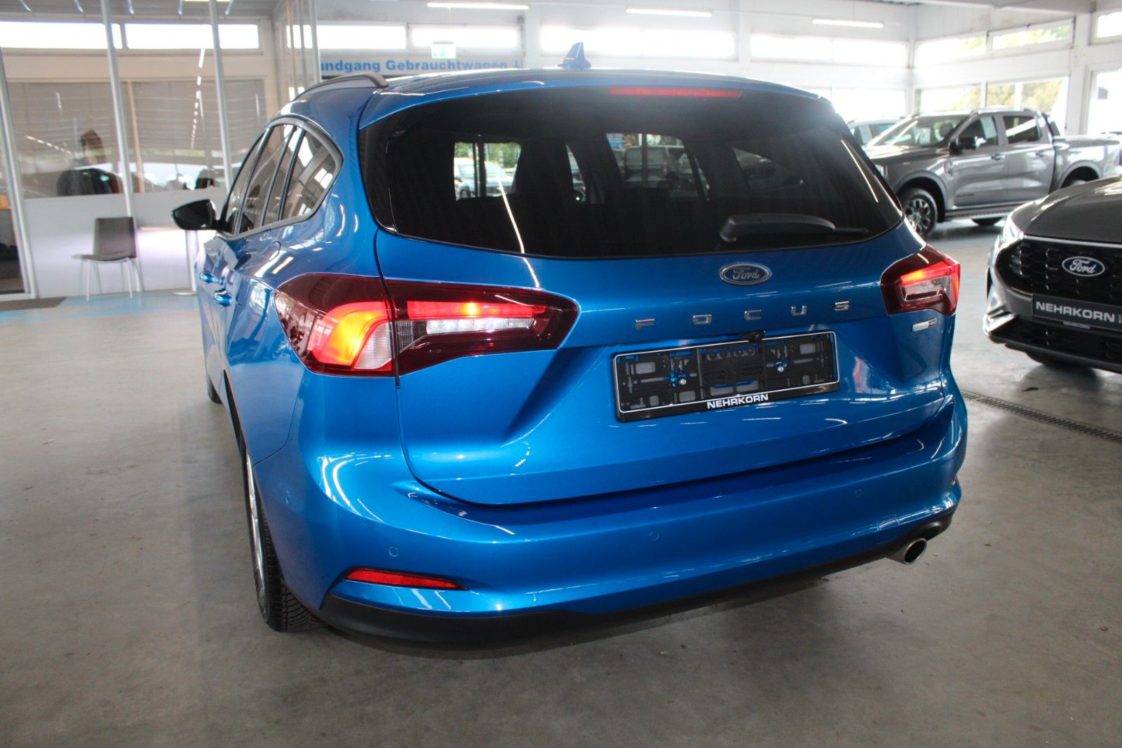 Fahrzeugabbildung Ford Focus Cool & Connect Aut. LED CAM PDC WinterPak.