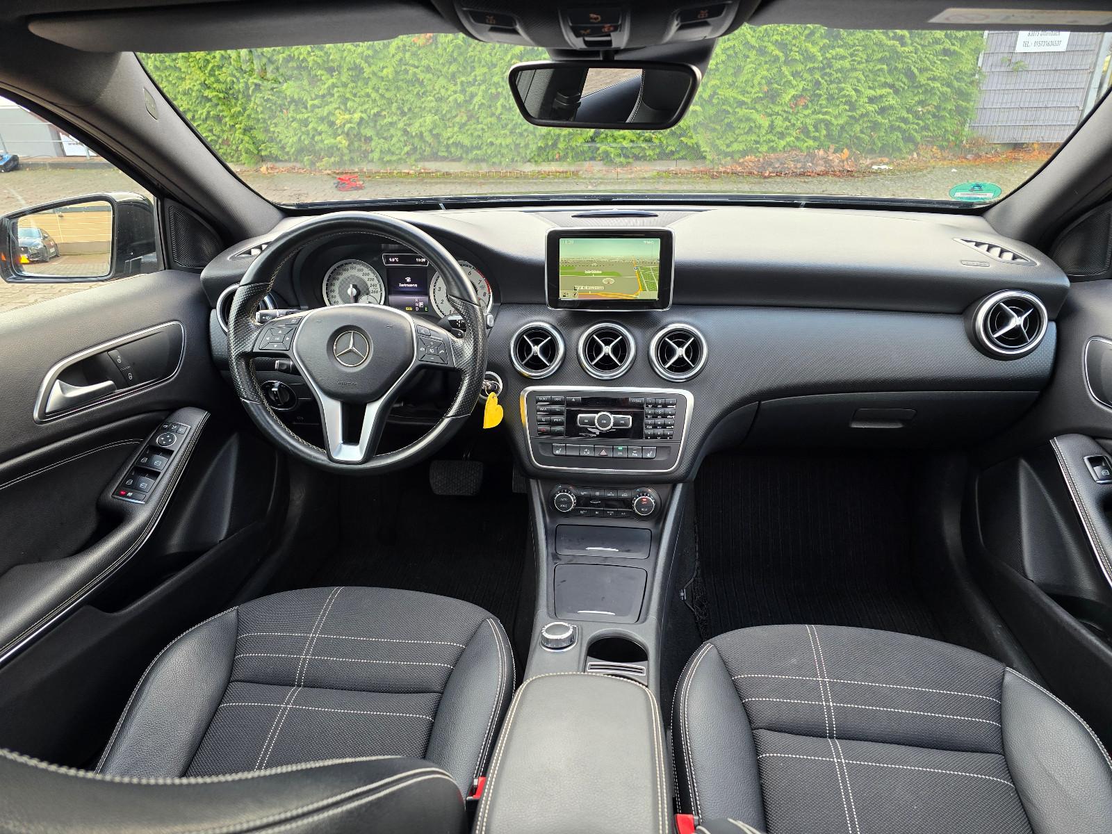 Mercedes-Benz A 250*4MATIC*PANO*KAMERA*AHK*NIGHT PAKET*8xBER.