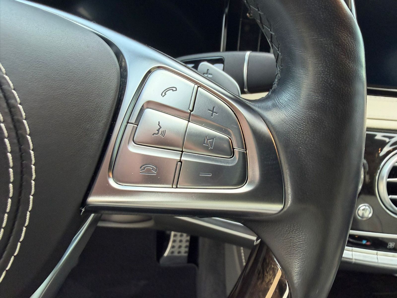 Mercedes-Benz S 500 S Limousine Plug-in Hybrid / e L, Fond-TV foto 16