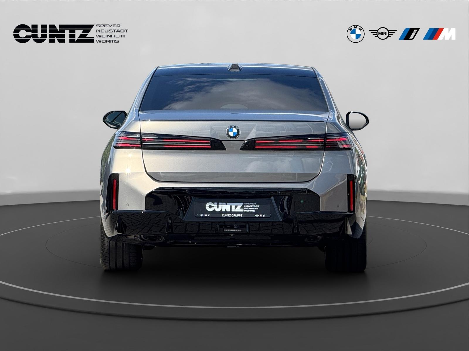 BMW 740 xDrive Limousine