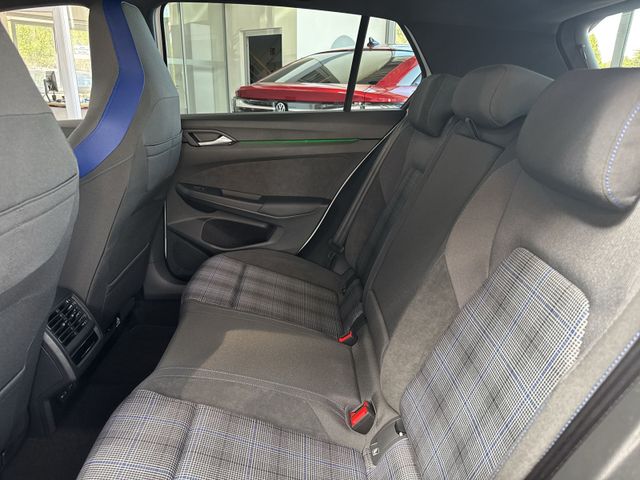 Golf GTE 1,5 l eHybrid  DSG Matrix Navi