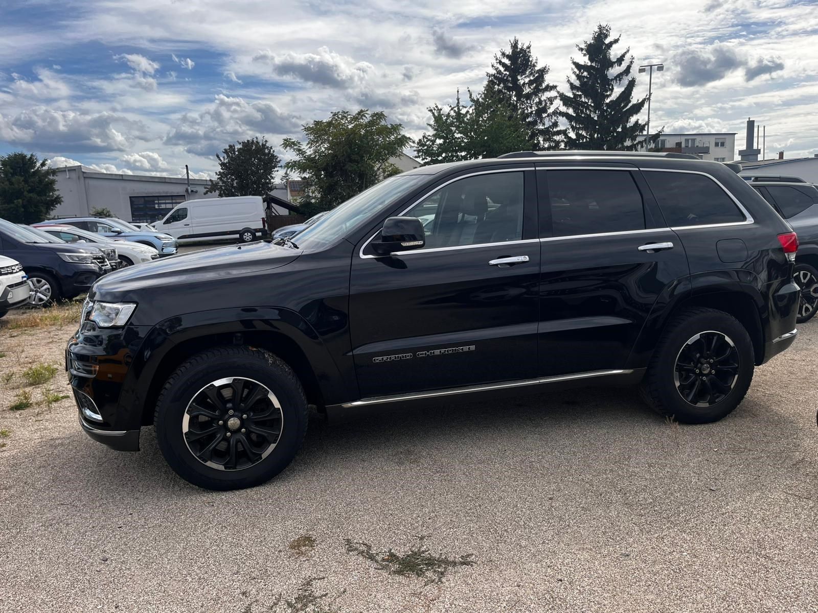 JEEP Grand Cherokee 3.0 CRD Summit Automatik – Bild 3