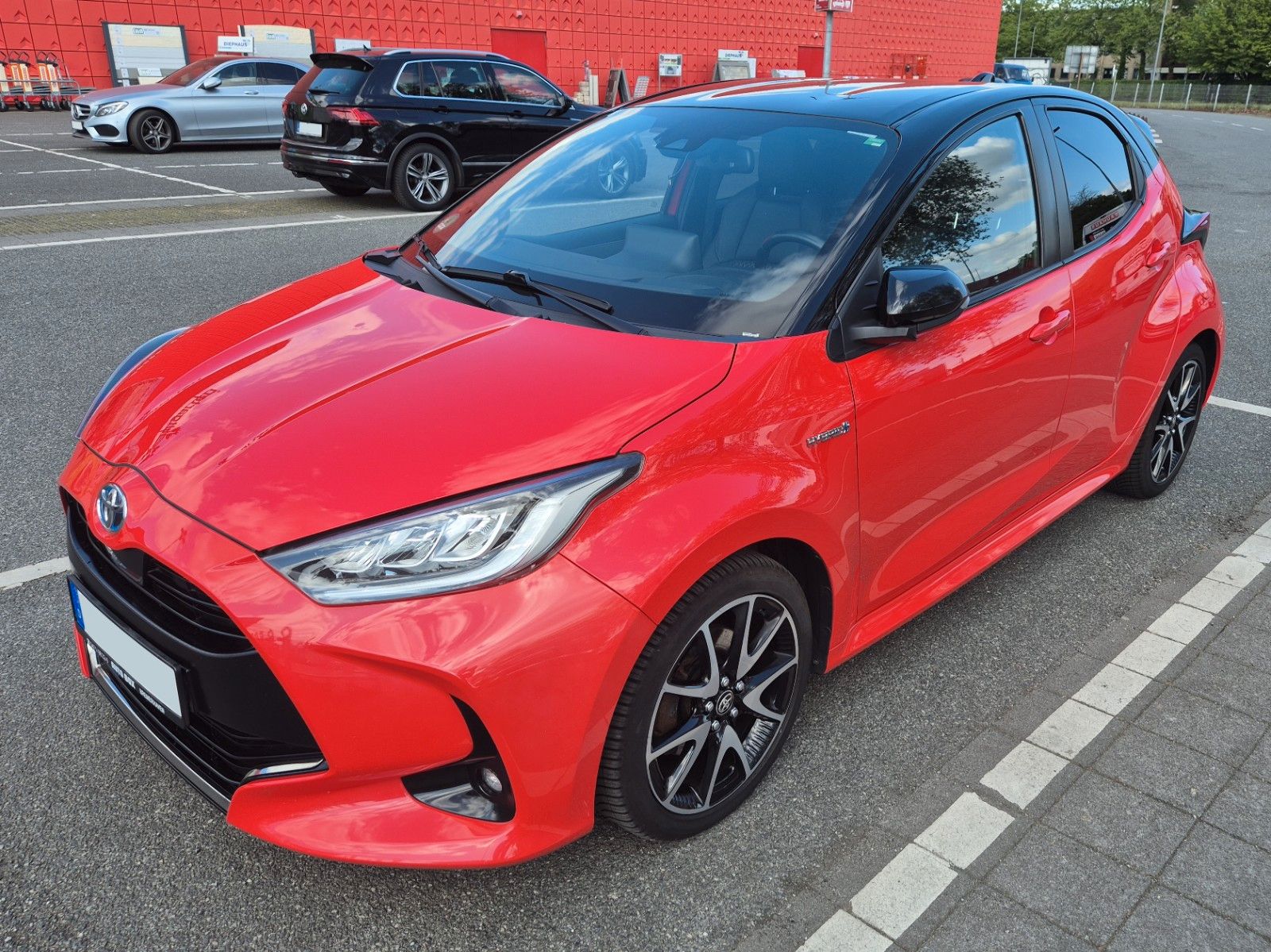TOYOTA Yaris