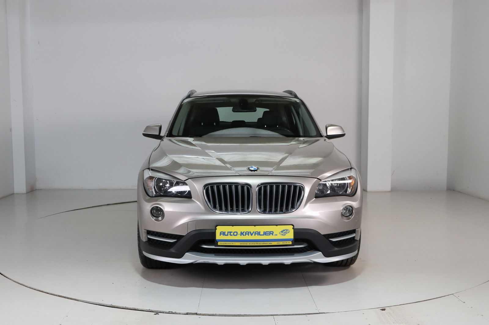 Fahrzeugabbildung BMW X1 Xdrive 18d X-Line * 1.Hand