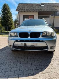 صورة 10 لـ 2003 BMW X3
