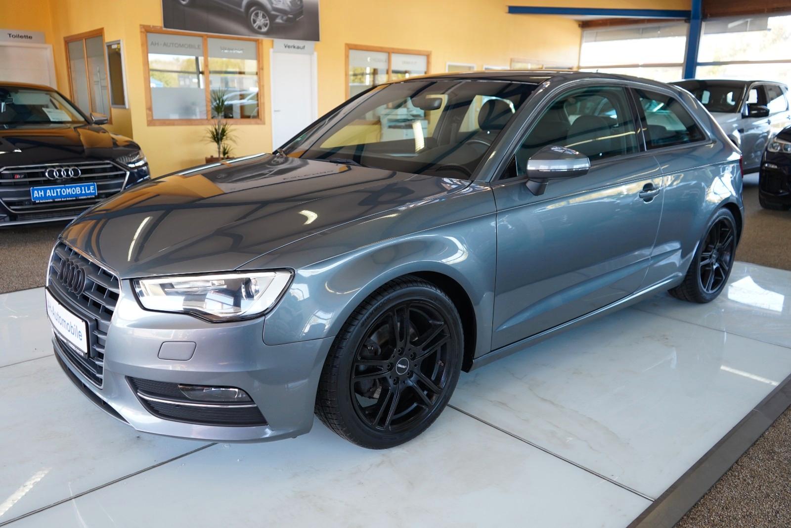 Audi A3 attraction Bi-XENON / KLIMAAUTO./ TEMPOMAT