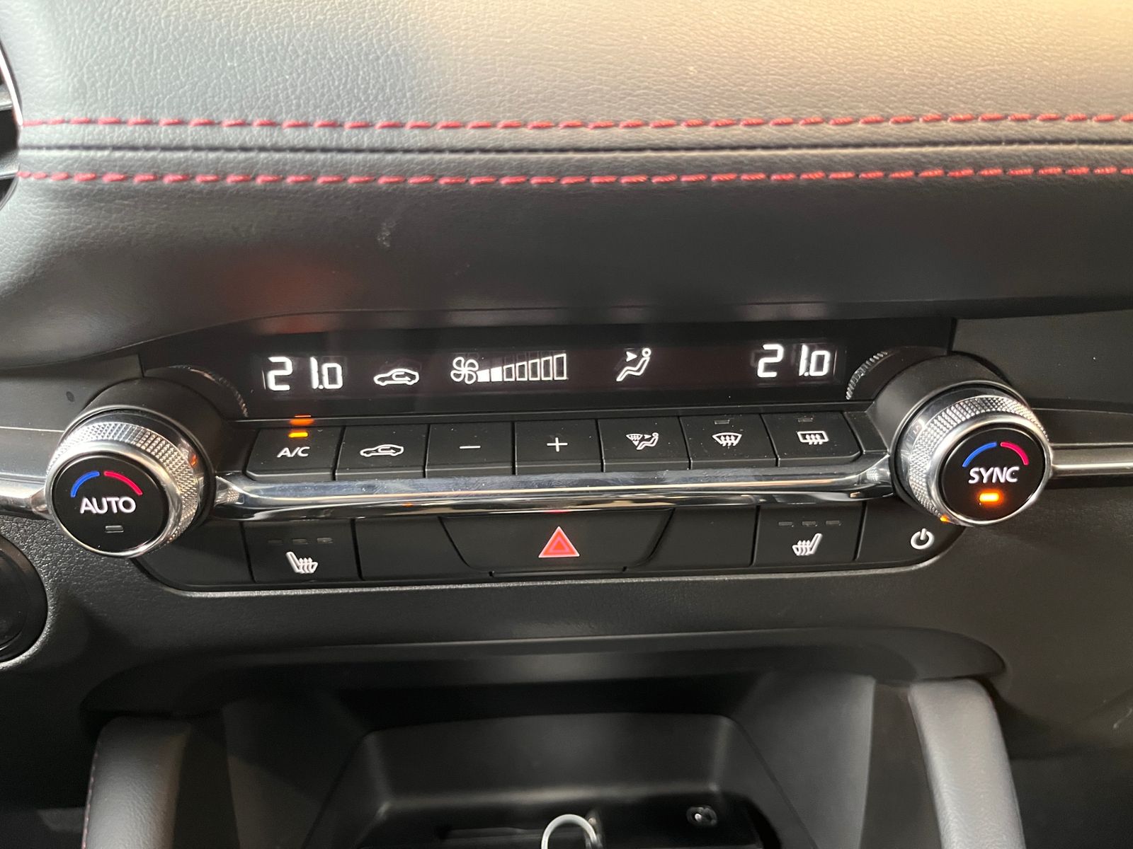 Fahrzeugabbildung Mazda 3 Lim. 5-trg. Homura  LED NAVI ALU