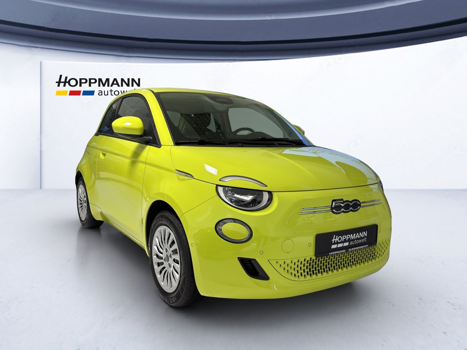Fiat 500e*NAVI*SHZ*PDC*CARPLAY*KLIMAAUTOMATIK* imagem 2