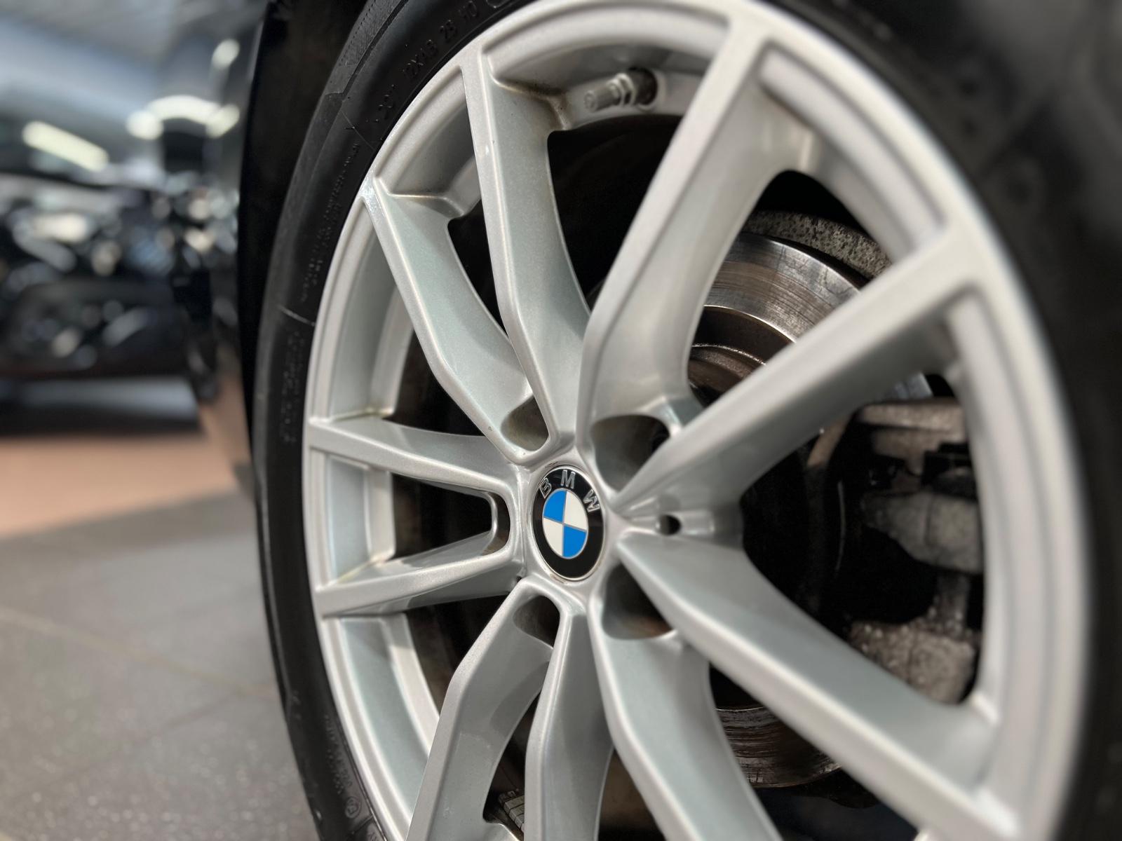 BMW 318d Touring Himmel Anthrazit+Driving Assist