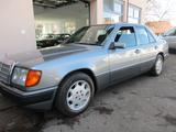 Mercedes-Benz 230 - gebrauchte Mercedes-Benz 230 aus dem Jahr 1990