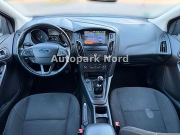 Ford Focus - 9