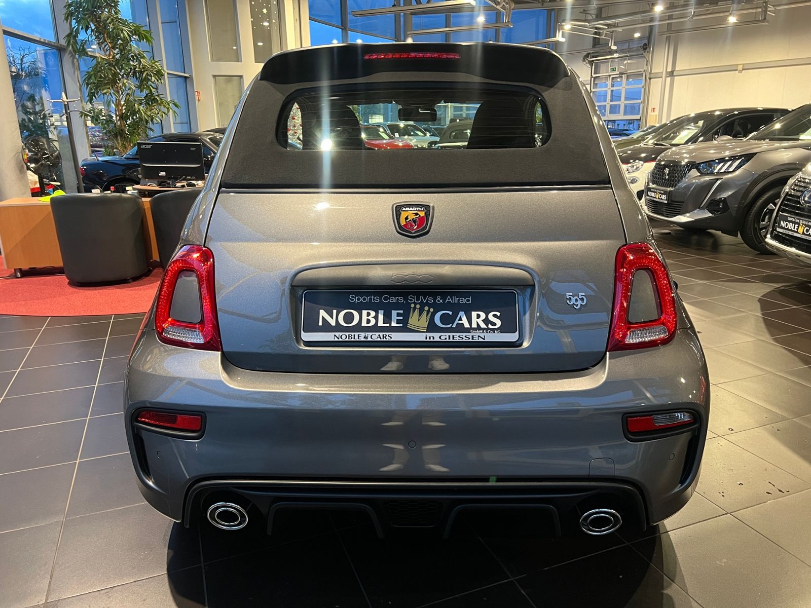 Fahrzeugabbildung Abarth 595C T-Jet NAV DAB PDC ALU