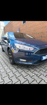 Ford Focus 2015 Eco  Top Zustand, Vollaus... - Ford Focus: 201