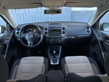 Volkswagen Tiguan - 9