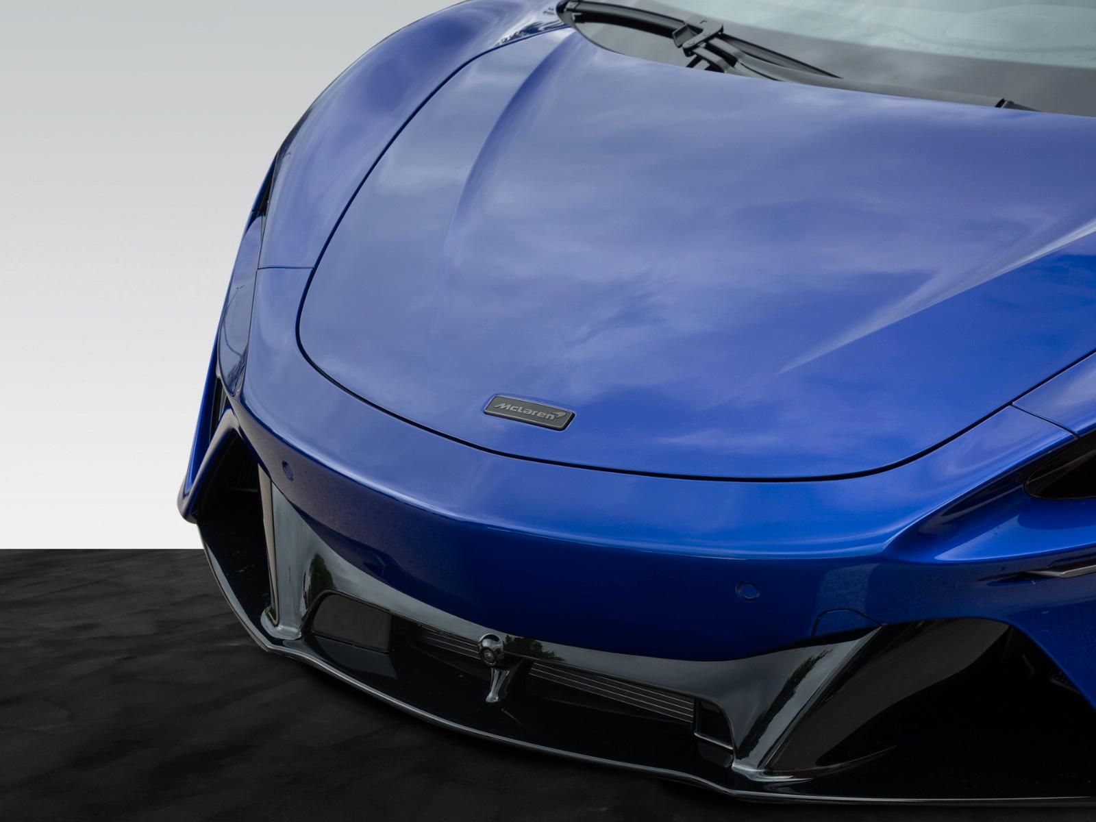 McLaren Artura Spider | Tanzanite Blue
