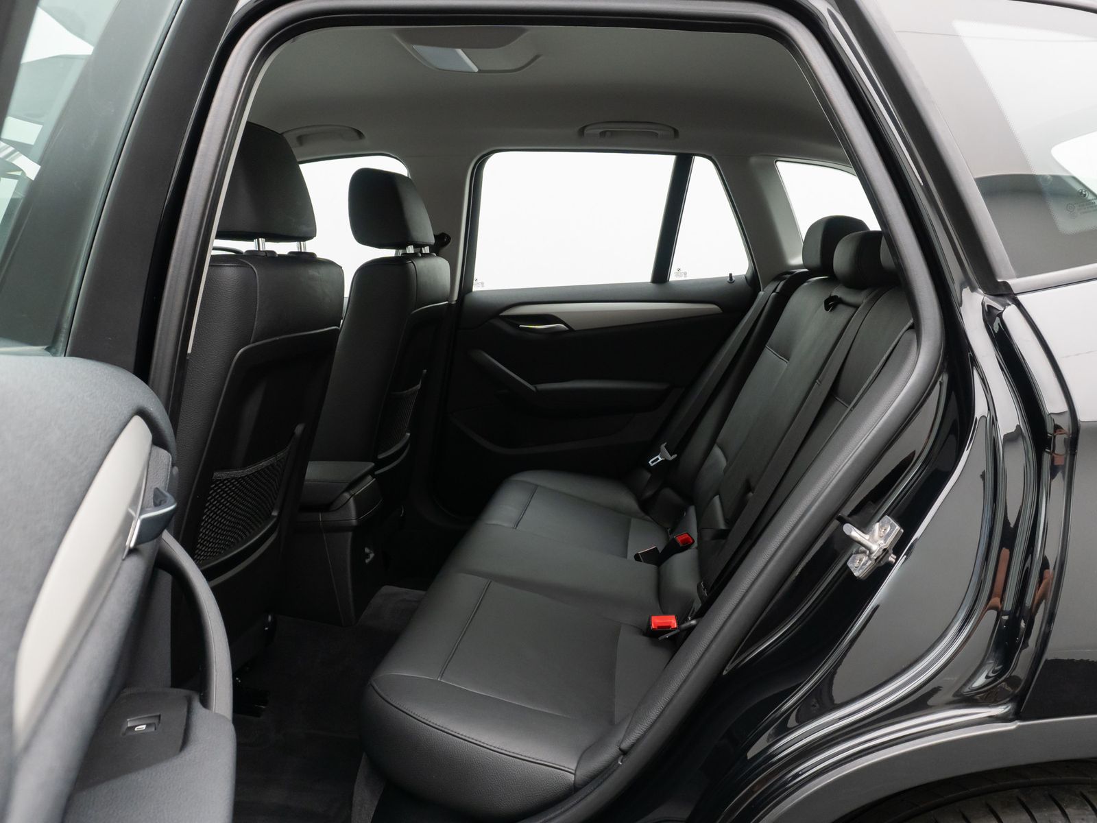 Fahrzeugabbildung BMW X1 sD18d PDC HiFi Leder KlimaAut Multilenkrad LM