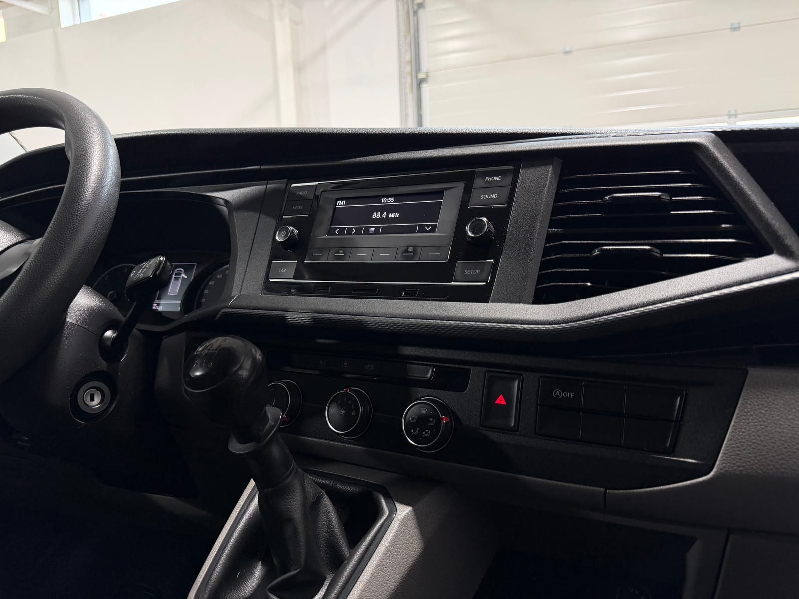 Volkswagen T6 Transporter - Bild 10