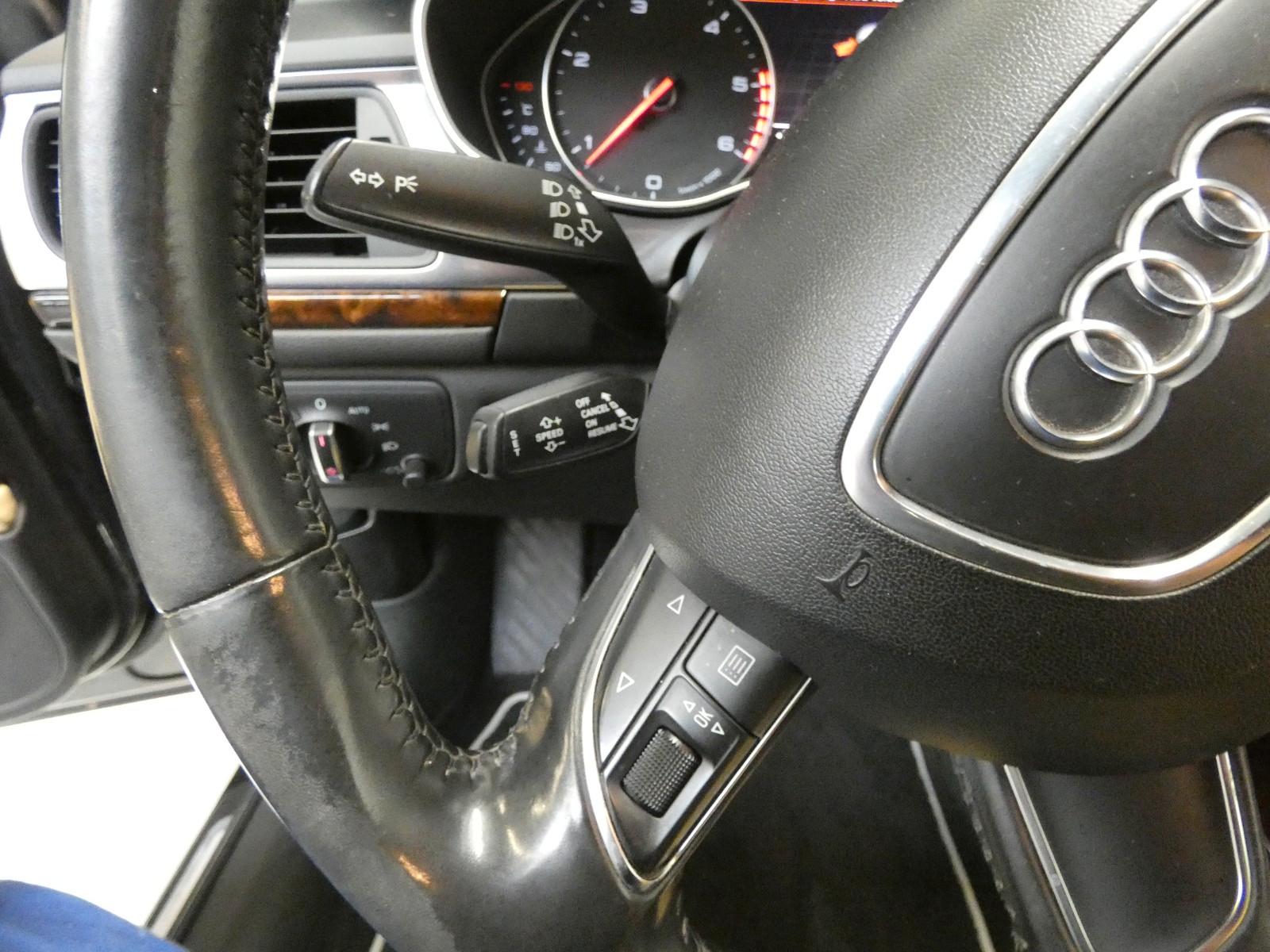 Audi A6 Avant 3.0 TDI*NaviMMI*Leder*Xenon*PDC*Kamera