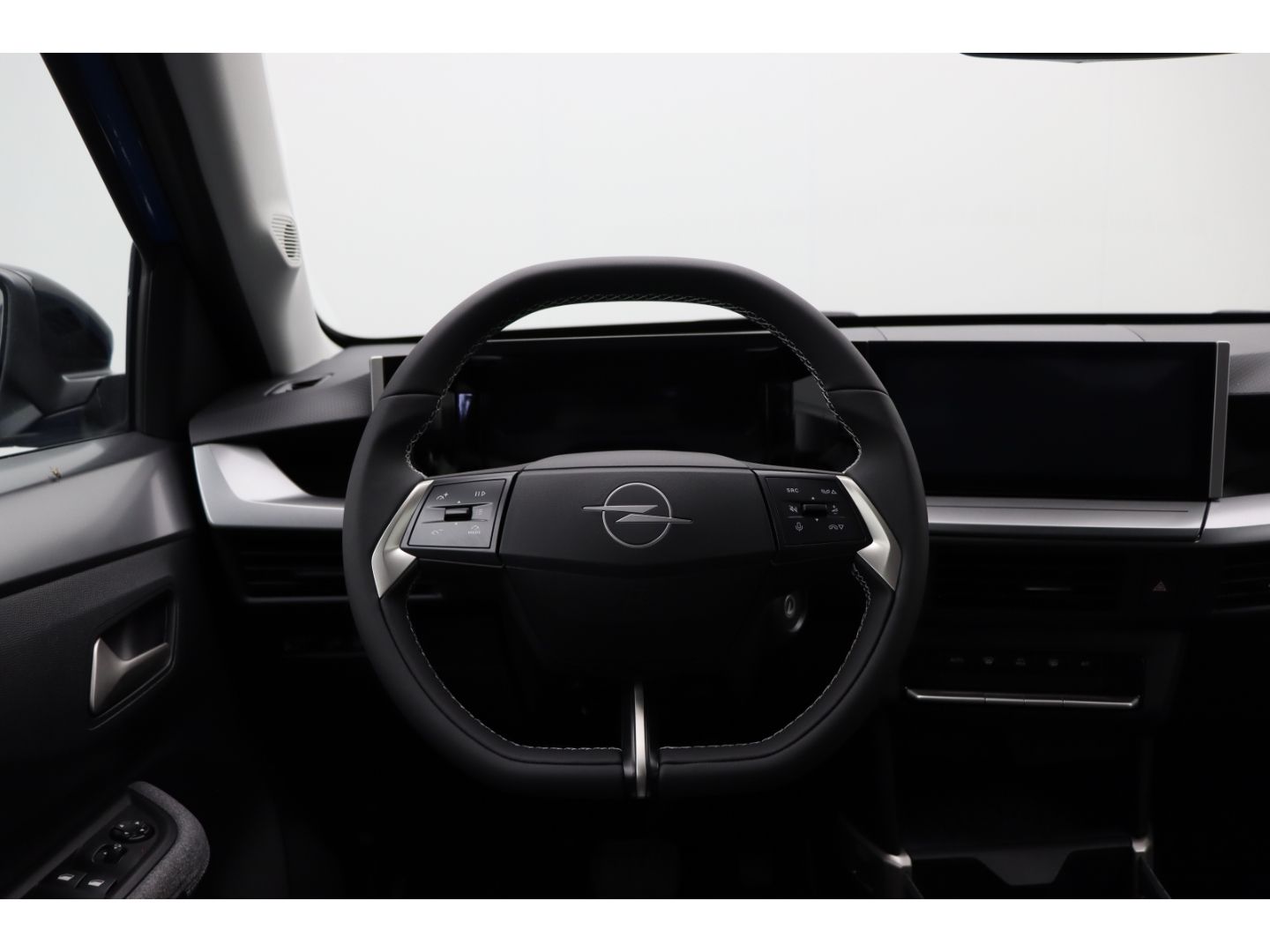 Fahrzeugabbildung Opel Frontera Electric GS 83 kW LED /  Allwetter/ Kam