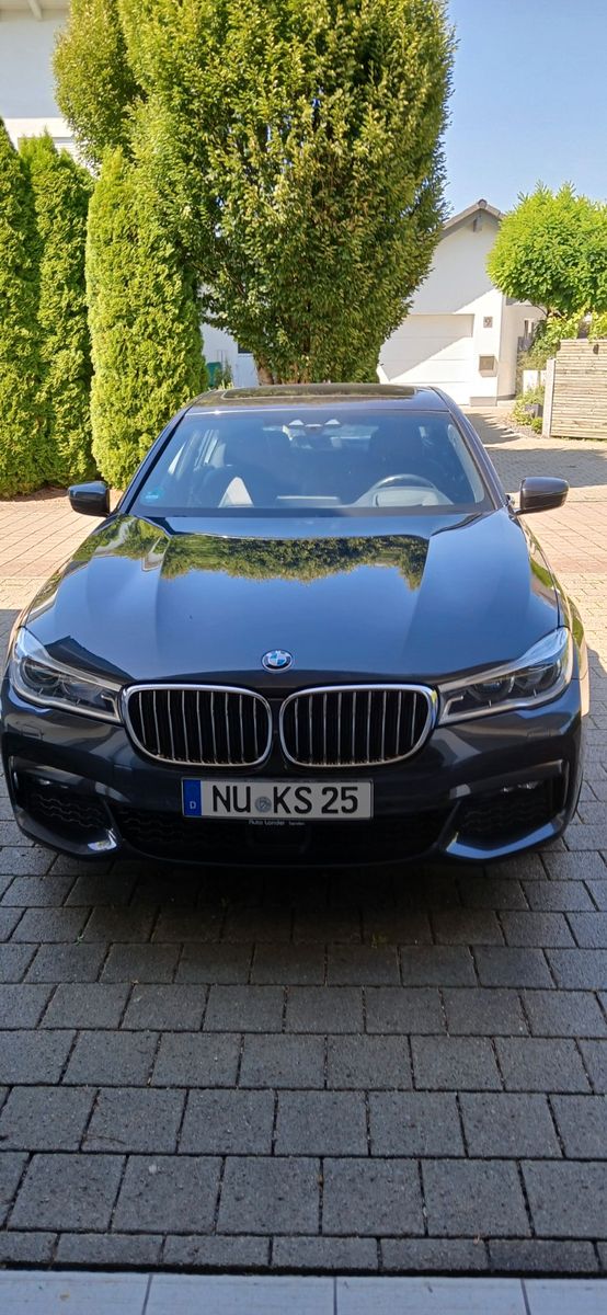 BMW 730d xDrive Massagesitze,Headup,Standheizung,AHK
