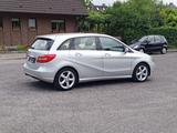 Mercedes-Benz B 200 1.6 *wenig km*Tüv*Viele Extras* - gebrauchte Mercedes-Benz B 200 aus dem Jahr 2011
