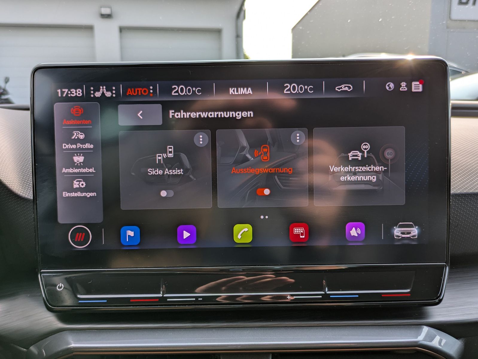 Fahrzeugabbildung CUPRA Leon 1.5 eTSI DSG MATRIX-LED*ACC*AHK*KAMERA*18"