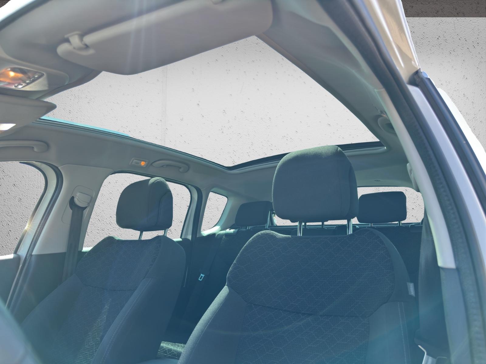 Peugeot 3008 Style*Pano*PDC*Head-Up*Tempomat*
