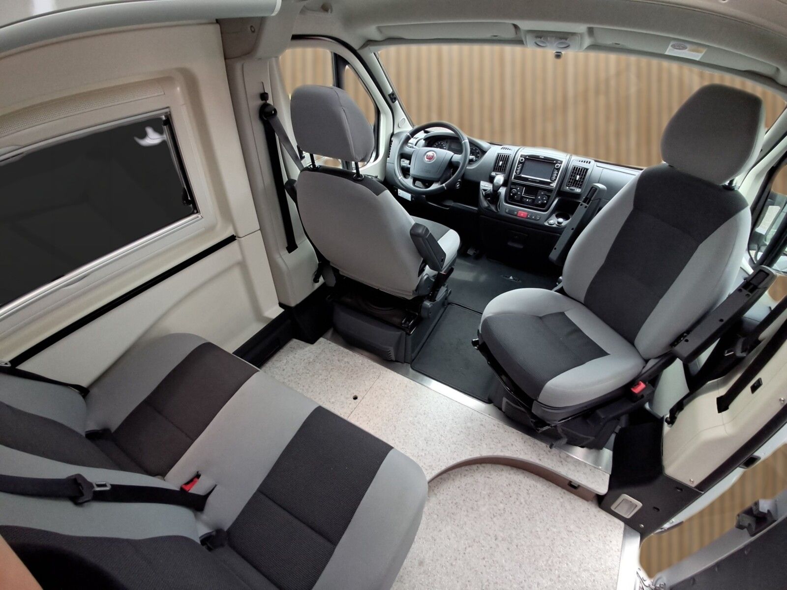 Fahrzeugabbildung Westfalia Columbus 640 E . Klimaautomatik,RK.Navi