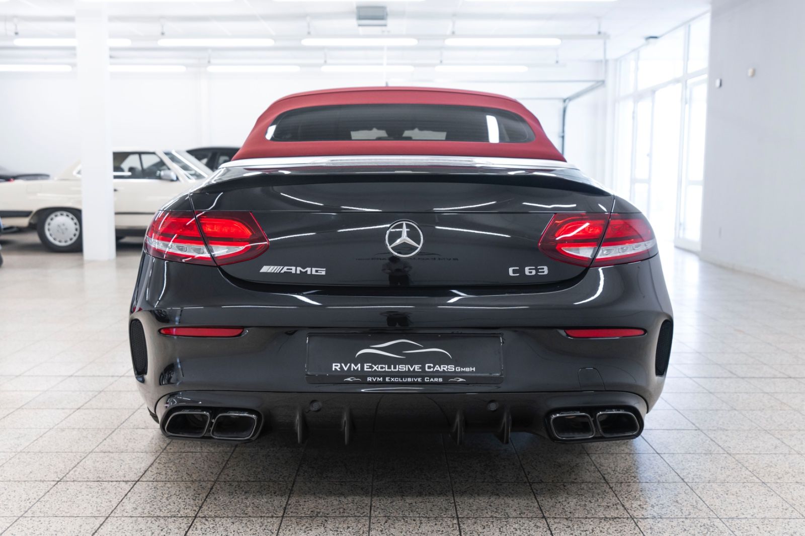 Fahrzeugabbildung Mercedes-Benz C 63 CABRIO AMG LED BURMESTER NAV KAM TOTW