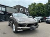 Porsche Cayenne S Hybrid Sport Design ACC/Pano/Fond TV - Porsche Cayenne mit Hybrid-Antrieb: Geländewagen