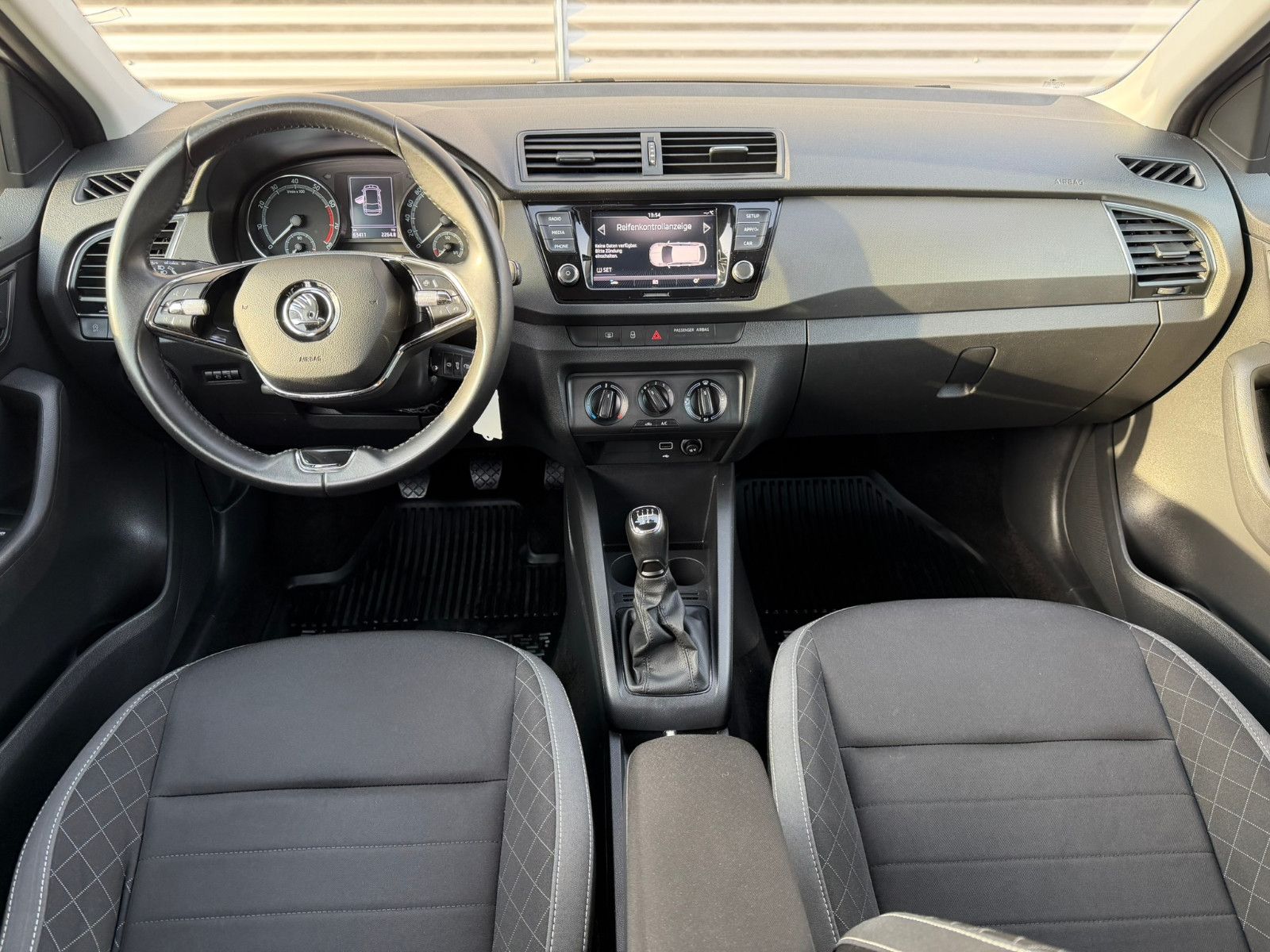 Fahrzeugabbildung SKODA Fabia Combi Ambition