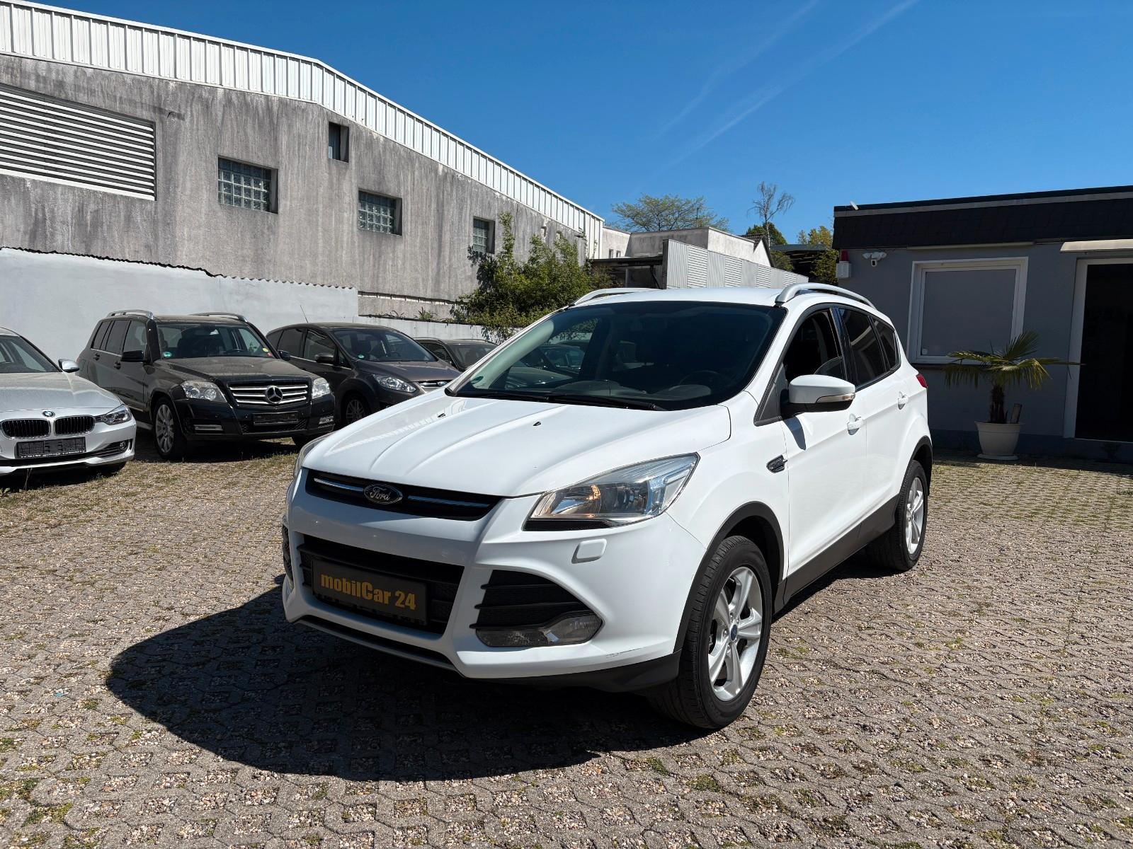 Ford Kuga Sync Edition KLIMA SHZ PDC 1.HAND TÜV 05/28