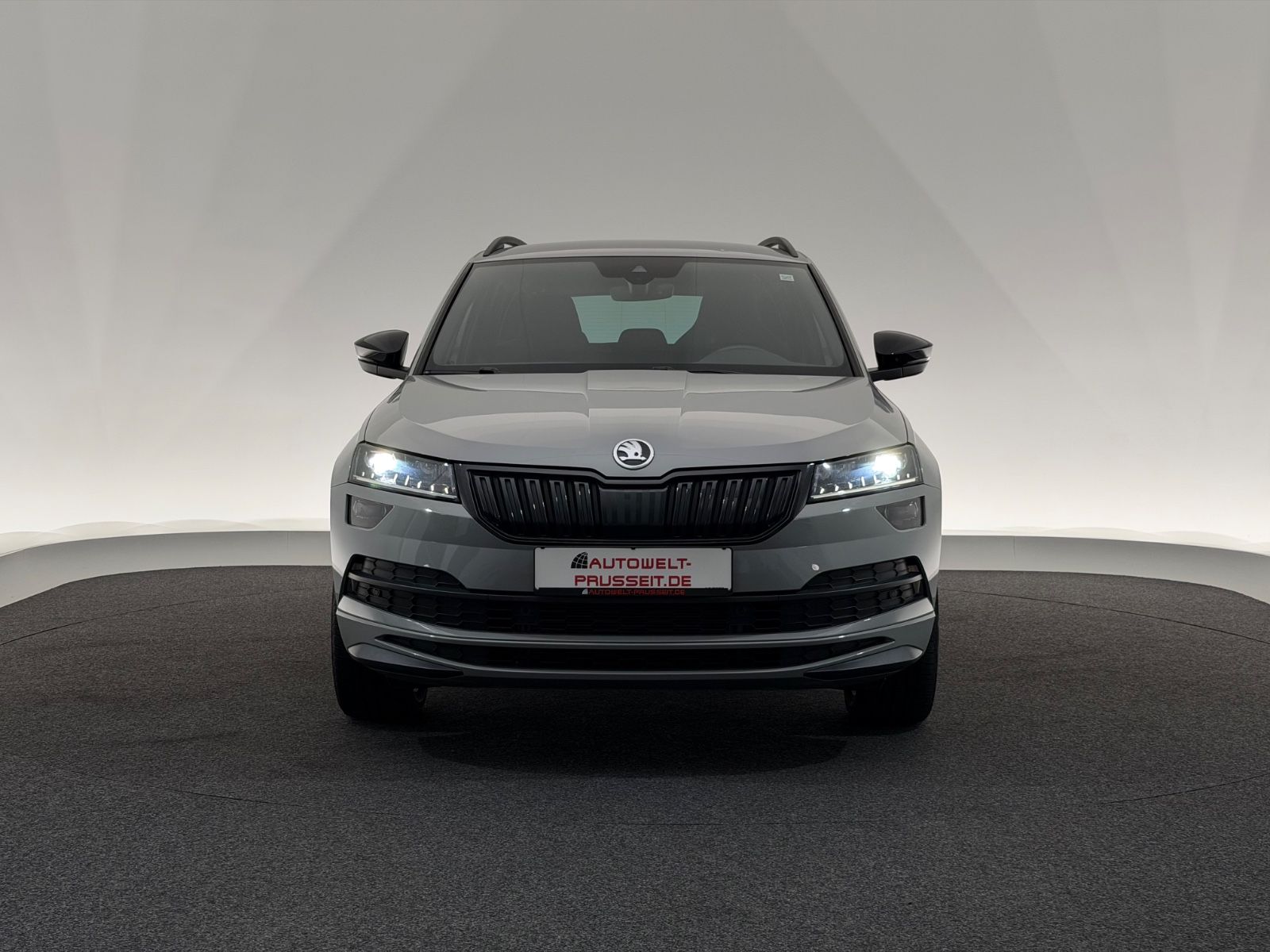 Skoda Karoq 2.0 TDI 4x4*SPORTLINE*LED-R.KAM-LHZ-APPLE imagem 2