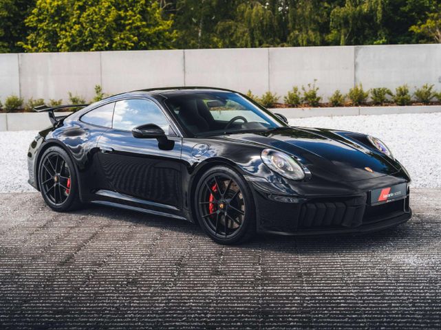 PORSCHE 992 992.2 GTS Coupe / A1 Black / AeroKit / Sport
