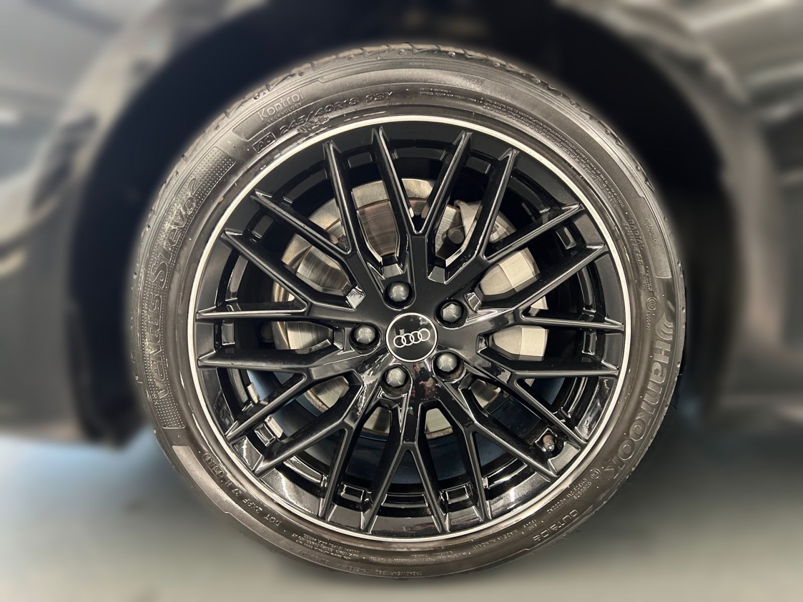 Audi A4 - Bild 3