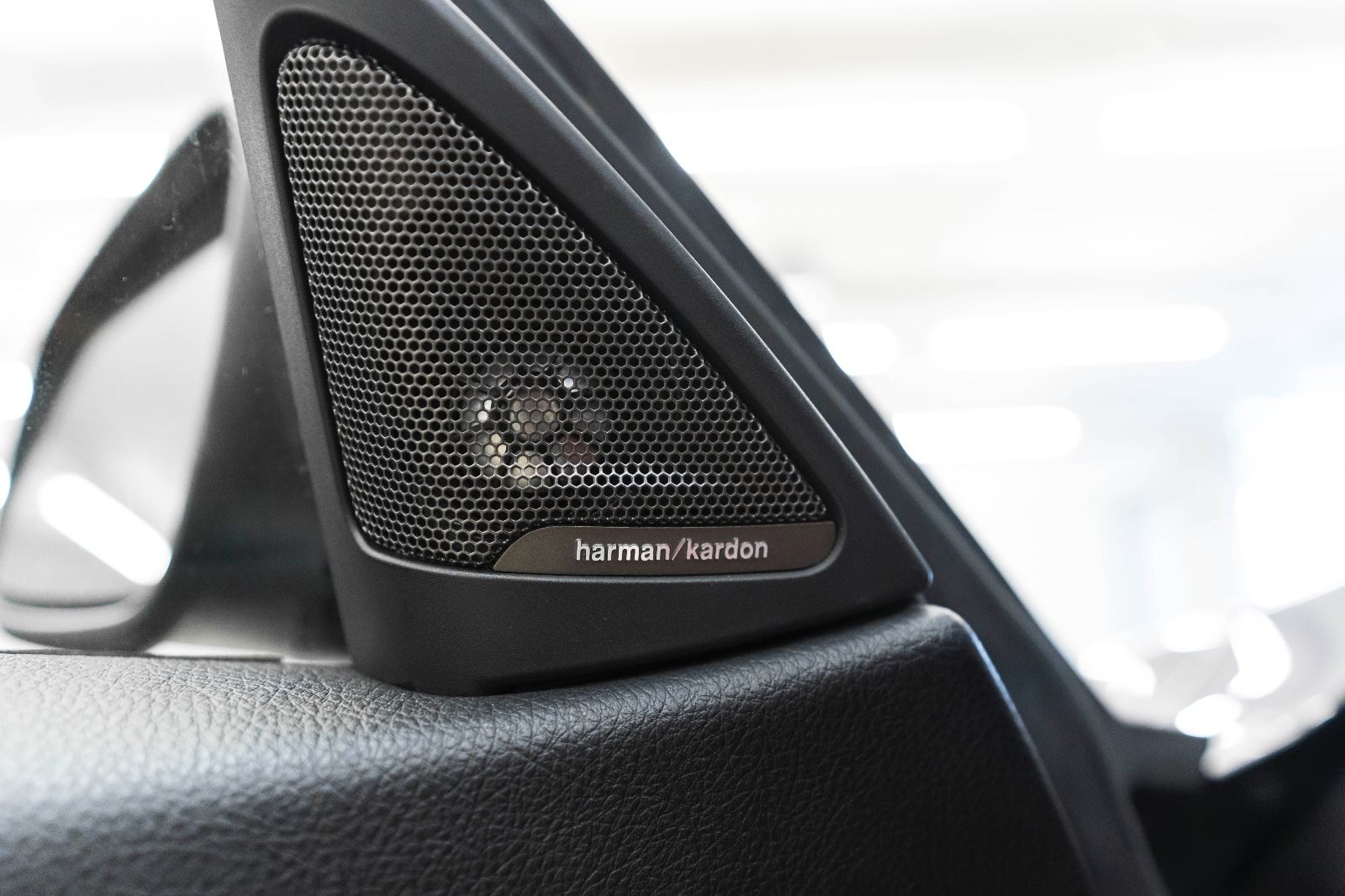 Fahrzeugabbildung BMW 440i Coupé M-PERFORMANCE  HARMAN NAV KAM