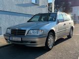 Mercedes-Benz Mercedes Benz W202 c220 cdi Kombi Elegance - gebrauchte Mercedes-Benz C 220 aus dem Jahr 2000