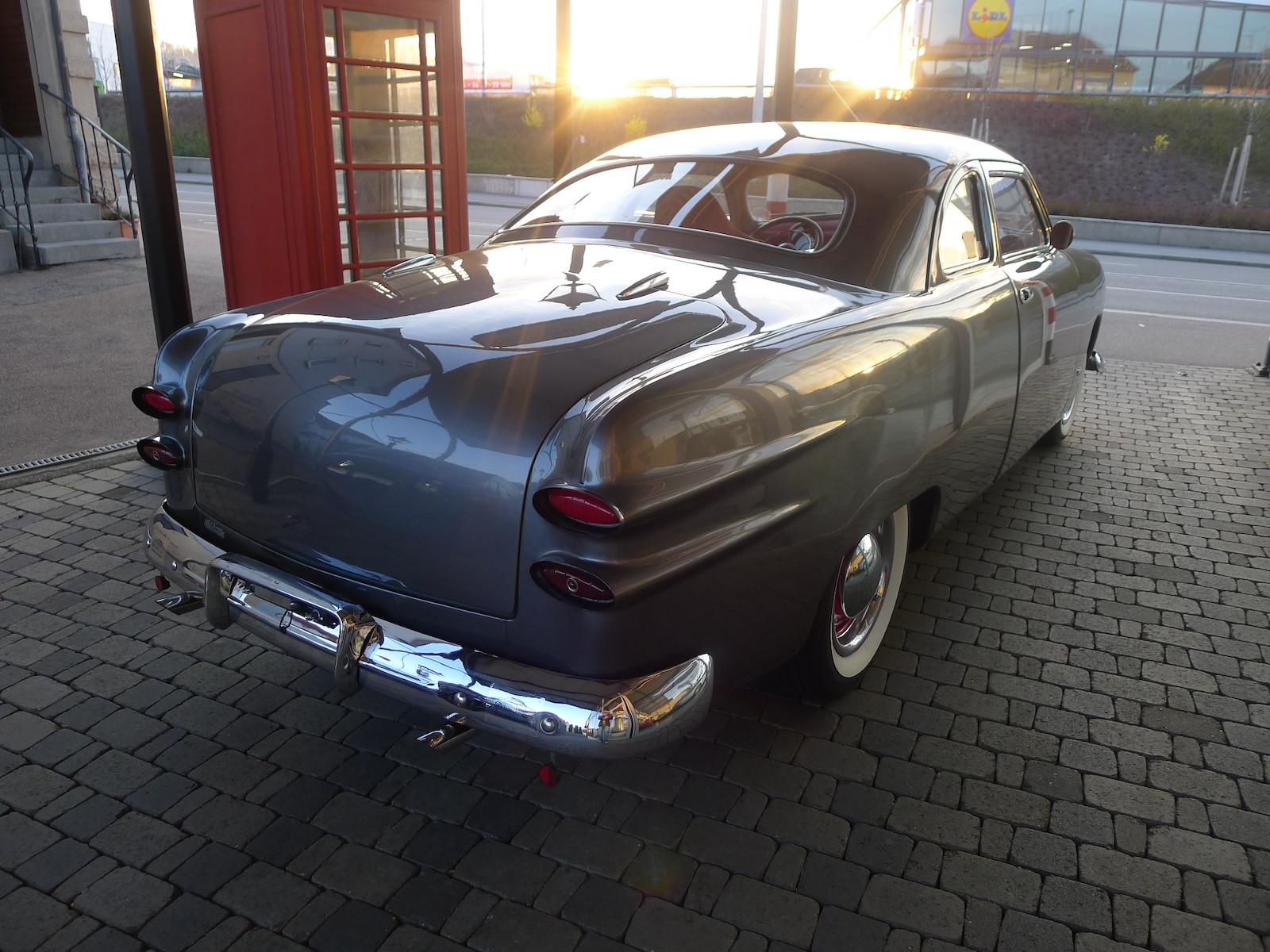 Ford 1950 Custom/Top Chop/Hot Rod
