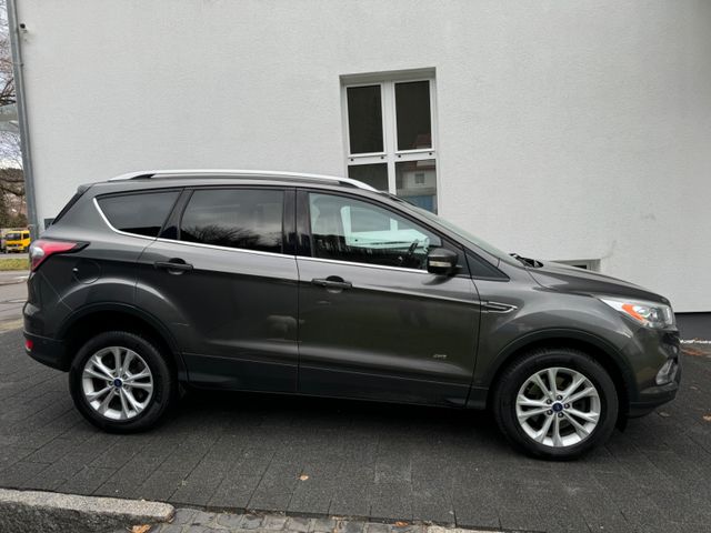 Ford Kuga 2,0 TDCi 4x4 110kW Trend PowerShift