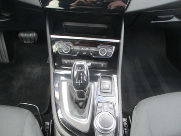 BMW 218 Gran Tourer - 9