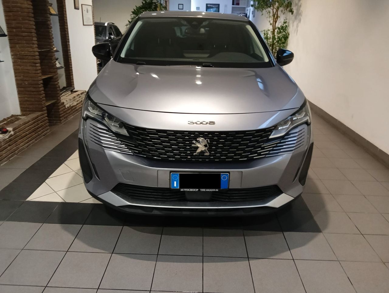 Peugeot 3008 BlueHDi 130 S&S EAT8 Allure imagem 2
