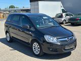 Opel Zafira Family Plus 1.8 140PS 1.Hand &Scheckheft - gebrauchte Opel Zafira aus dem Jahr 2014