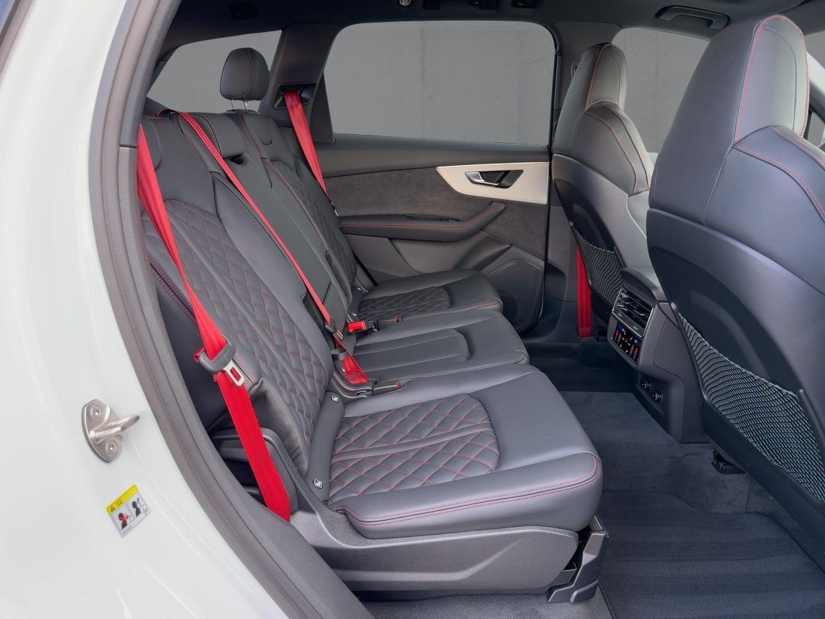 Audi SQ7 - Bild 13