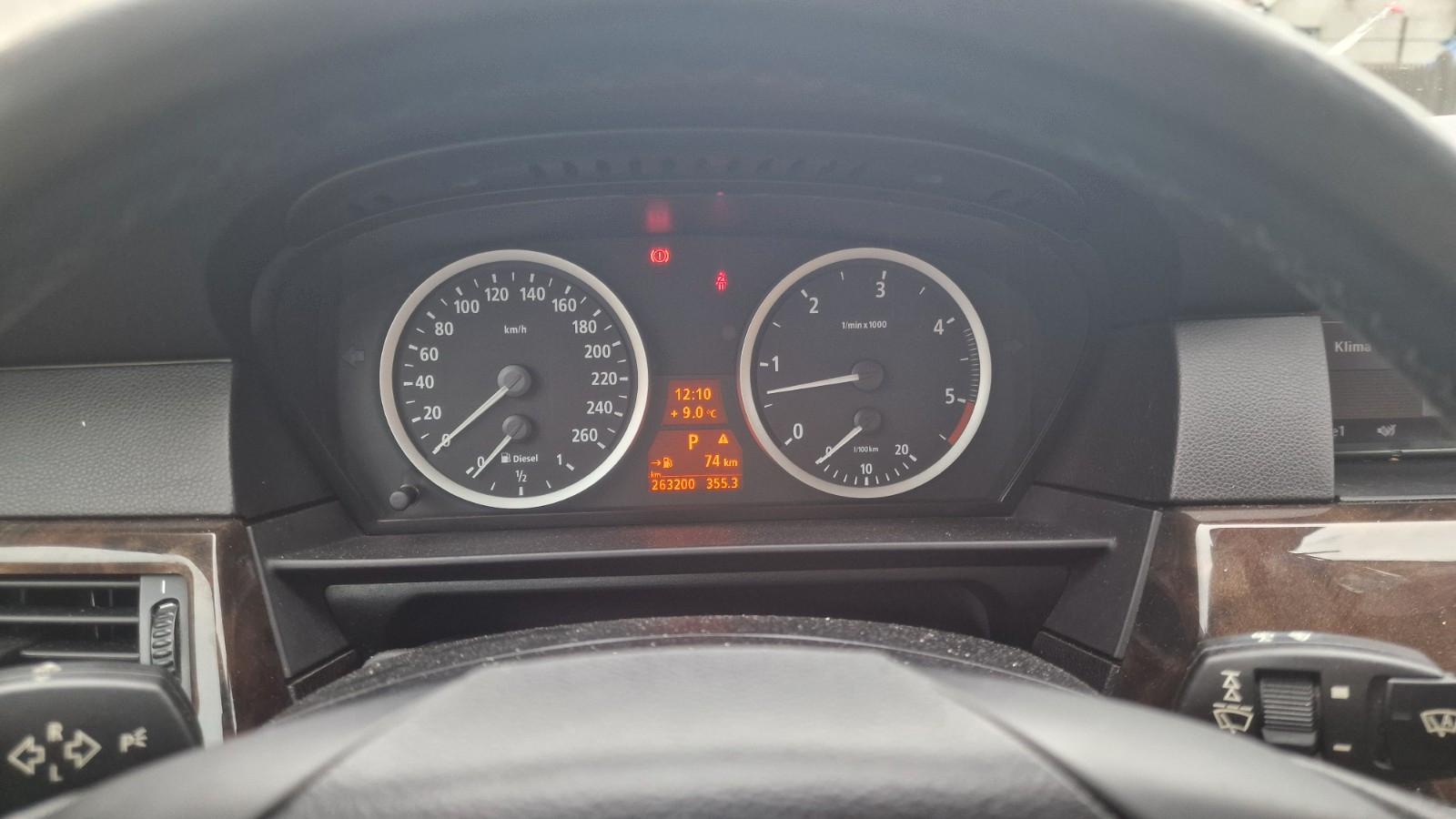 BMW 530 2005 — photo 9