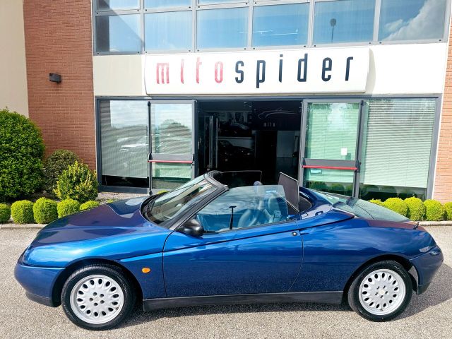 Alfa Romeo GTV Spider 2.0i 16V Twin Spark cat As